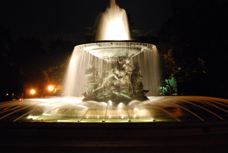 Дрезден фонтан 